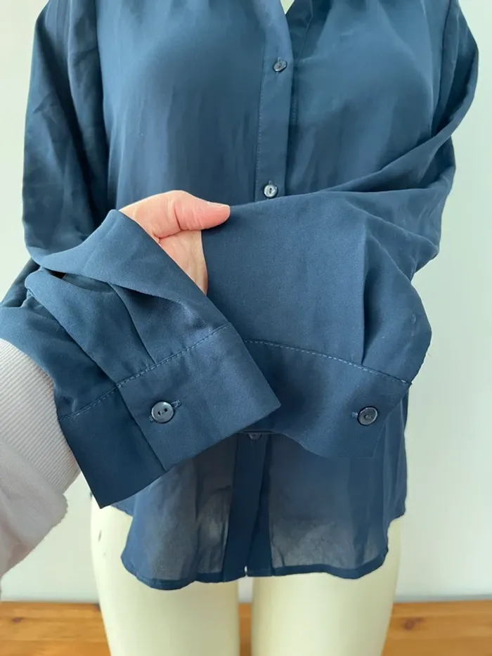 Chemise bleue - photo numéro 2