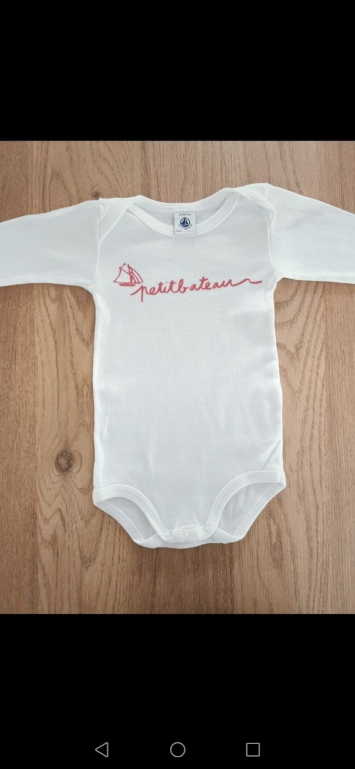 Bodie petit bateau