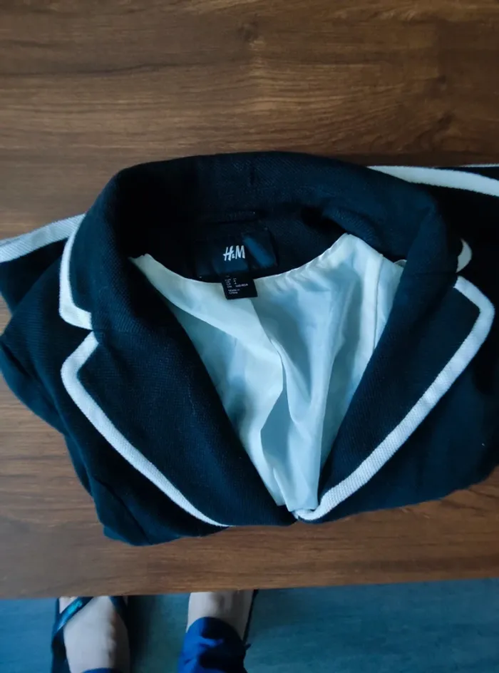 Blazer H&M noir et blanc  t XS - photo numéro 2