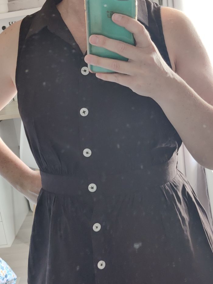 Robe noire en lin Cache Cache Taille 38 proche neuve - photo numéro 2
