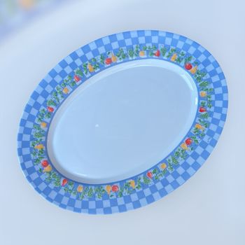 Plat de service ovale Arcopal Marc Palluy primeur