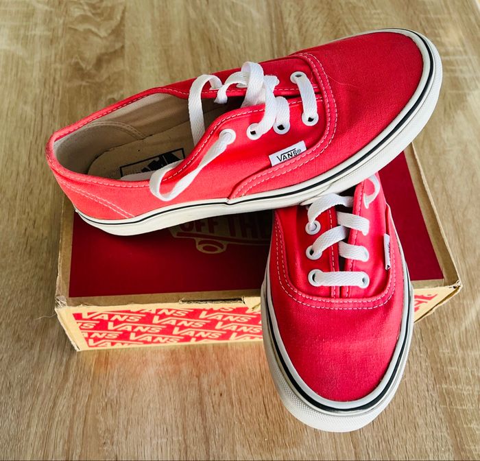 Baskets neuves « Vans » 36,5 - photo numéro 2