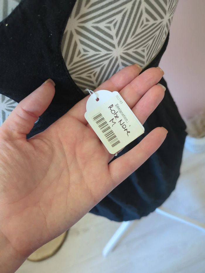 Robe taille 38 avec étiquette - photo numéro 5