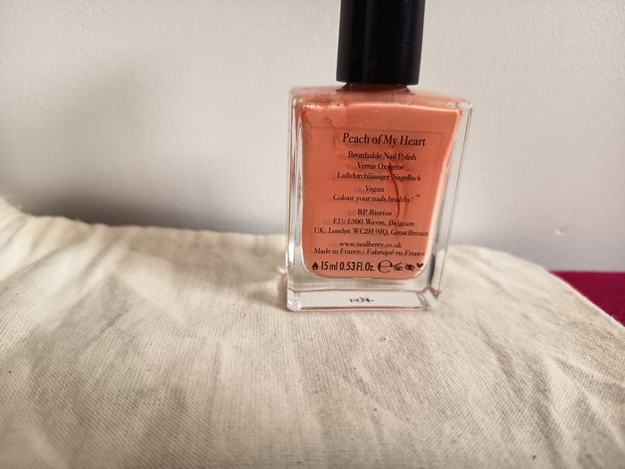 Vernis à ongles pêche, l'oxygéné, Nailberry, NEUF - photo numéro 2