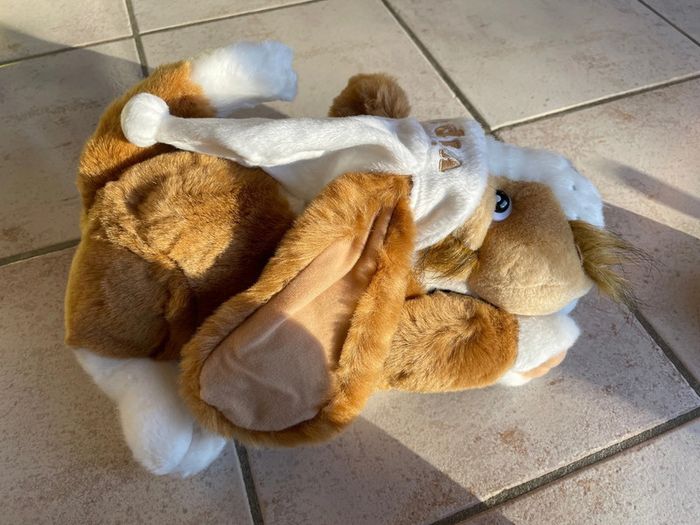 Grosse peluche lapin avec bonnet - photo numéro 3