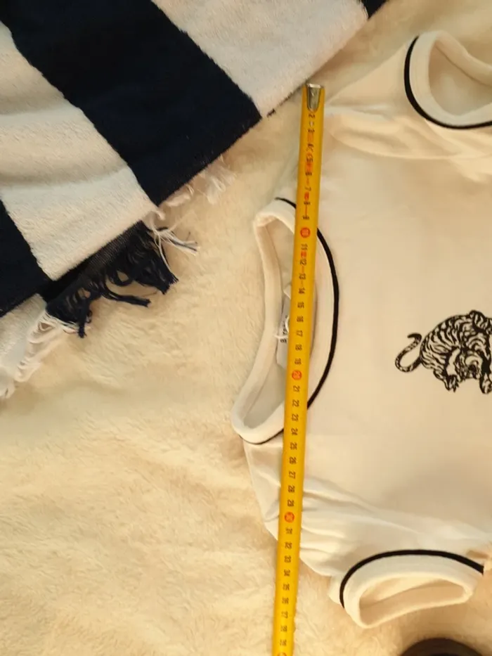 T-shirt court motif tigre 🐯 - photo numéro 5