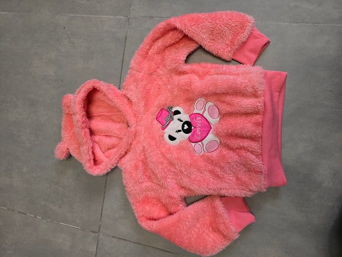 Sweat à capuche 6 ans pilou pilou