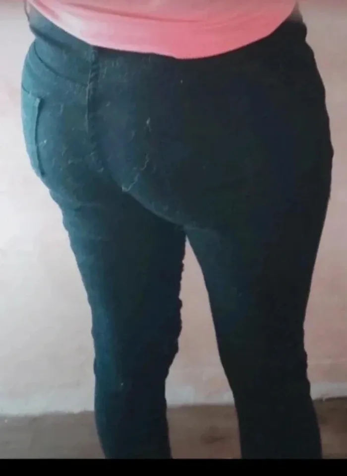Pantalon jean slim troué - photo numéro 3