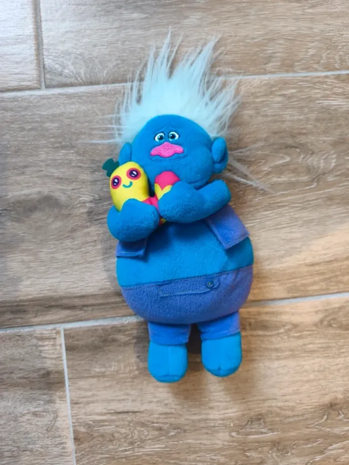 Peluche les trolls