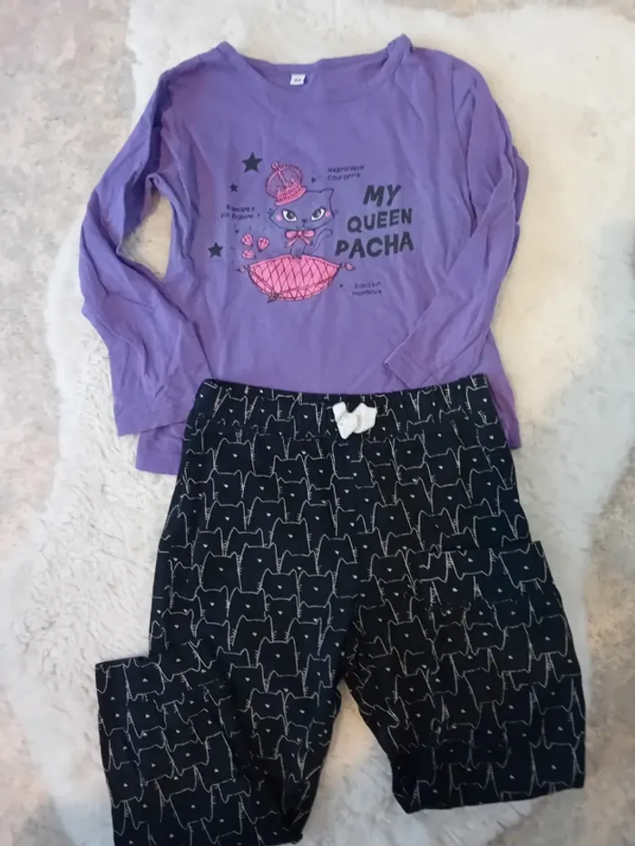 Lot 2 pyjamas