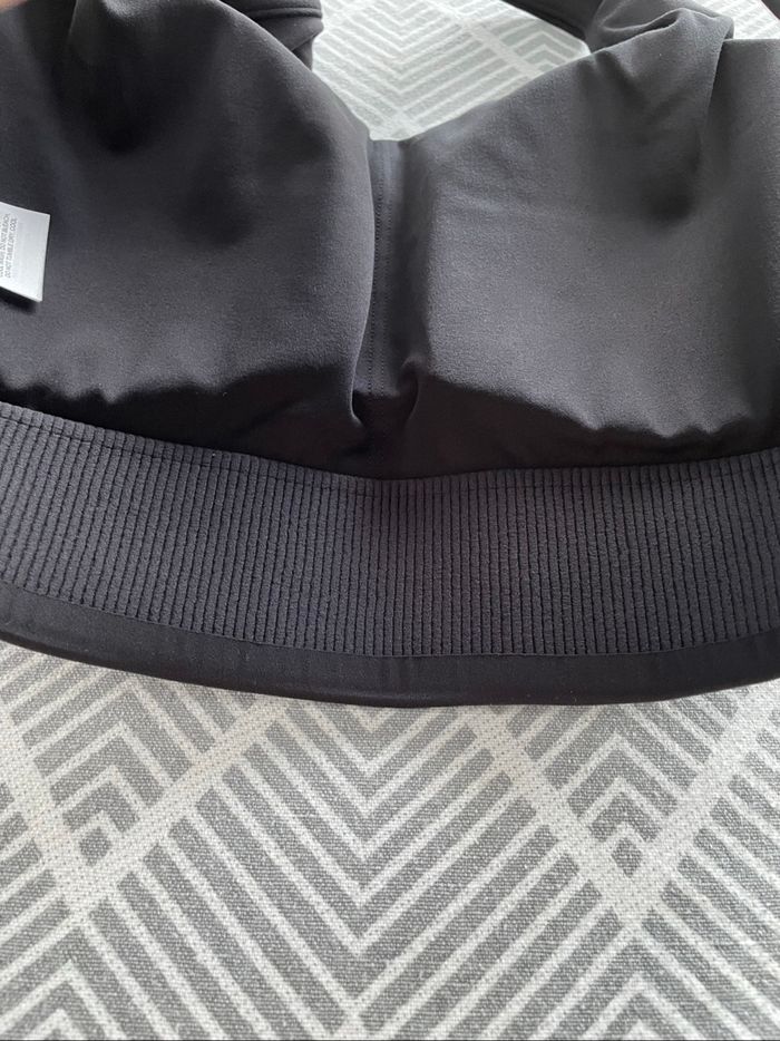 Brassière noire Gymshark M - photo numéro 3