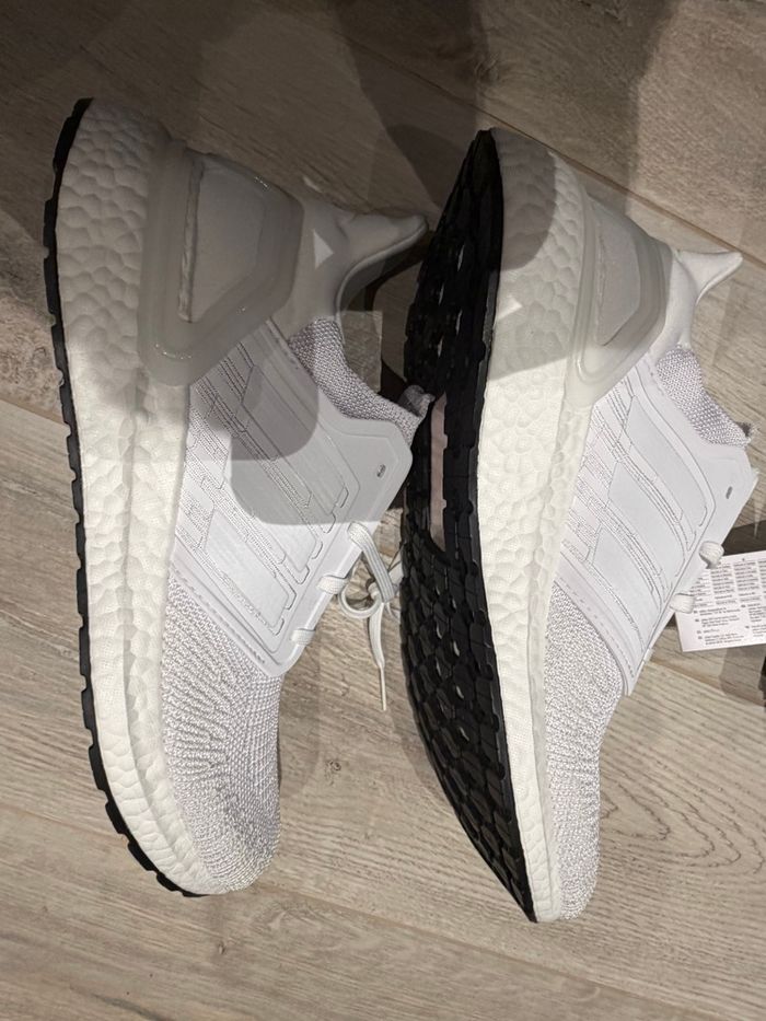 Adidas ultraboost 20 taille 44 - photo numéro 9