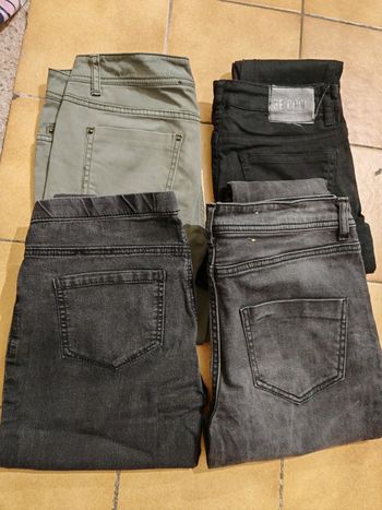 Lot 4 jeans