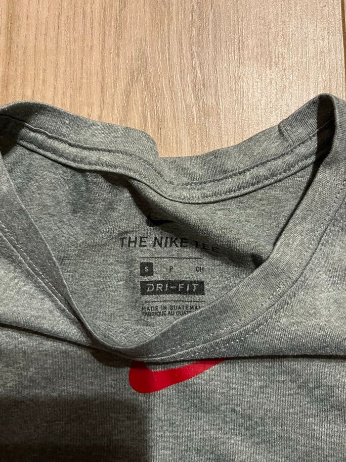 T-shirt sport homme Nike - photo numéro 2