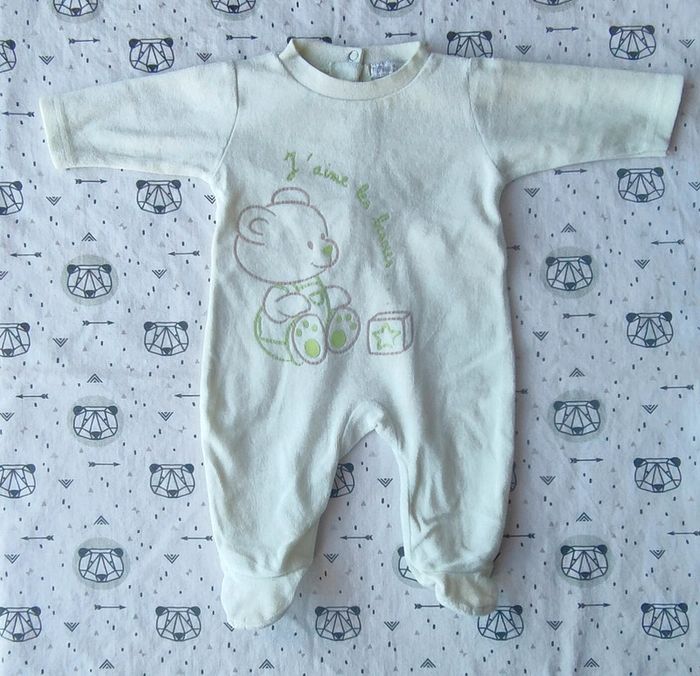 Lot de pyjamas taille 1 mois - photo numéro 9