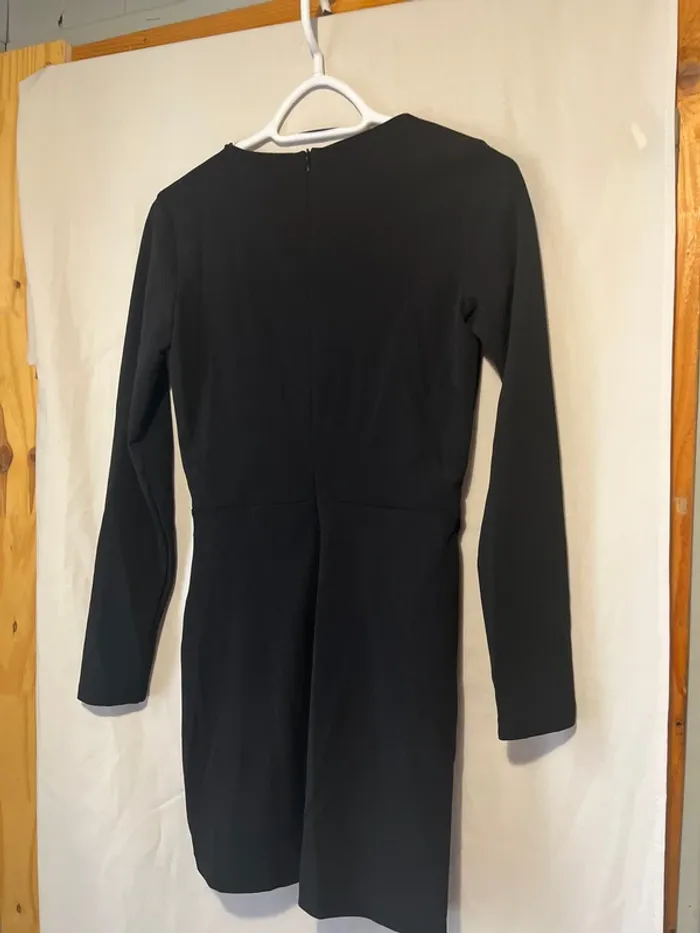 robe noire - photo numéro 6