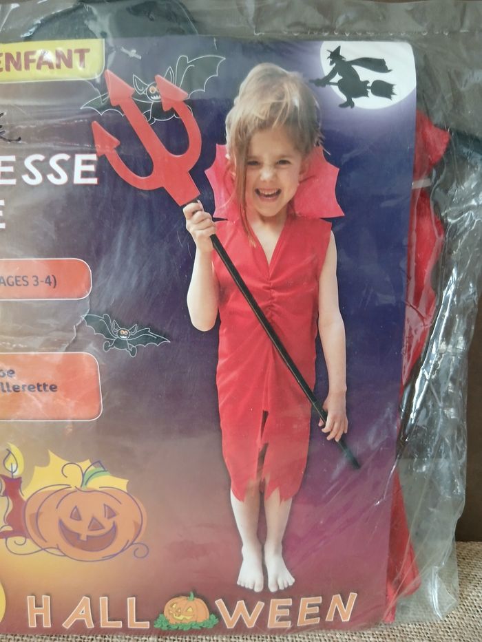 Déguisement halloween la diablesse rouge 3-4ans - photo numéro 2