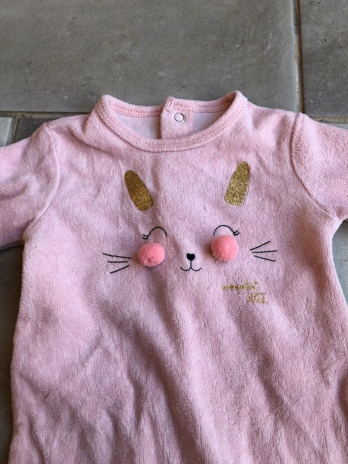 Pyjama une pièce bébé fille Kiabi 1 mois - photo numéro 4