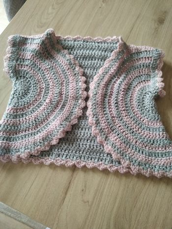 Gilet tricoté mains