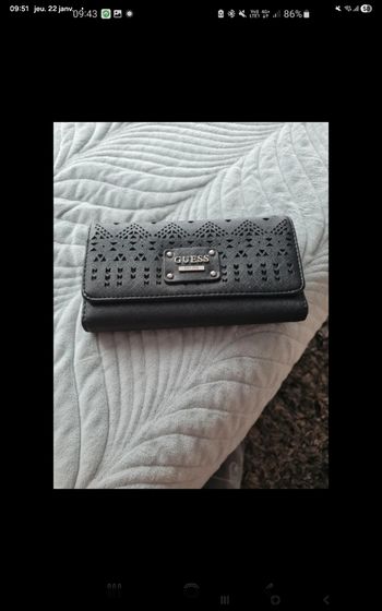 Porte feuille femme guess 