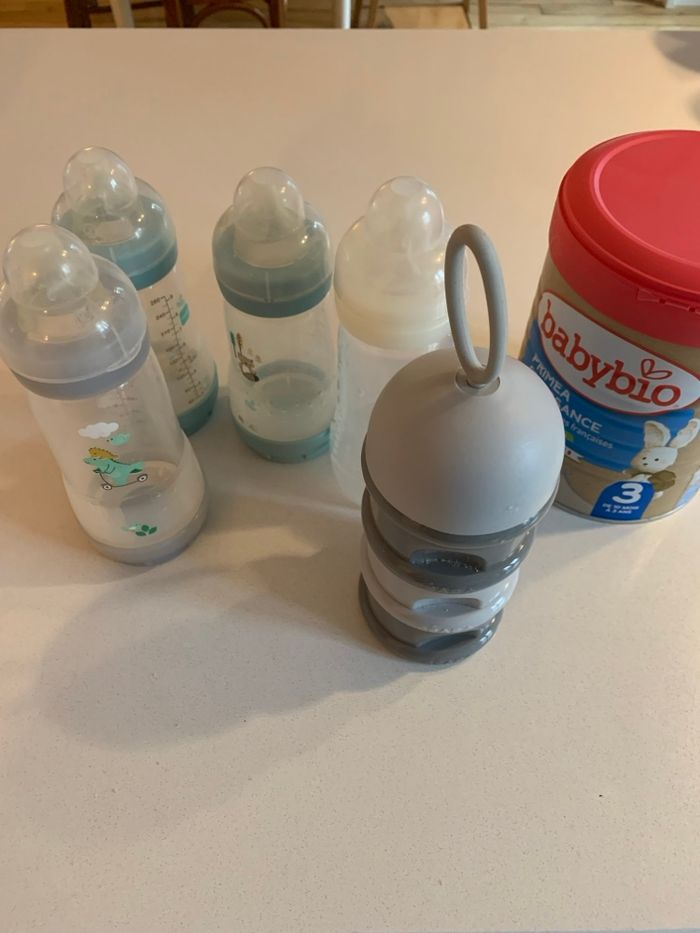Biberon + lait 3
