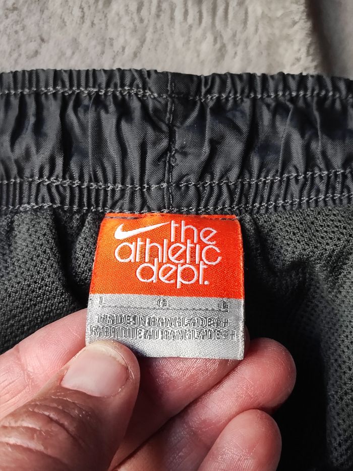 Jogging Nike gris anthracite logo brodé taille L Athletic Dept - photo numéro 3