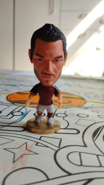 Petite figurine foot neuve Francesco Totti as Roma