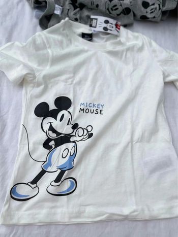Lot de 2 t shirts Mickey