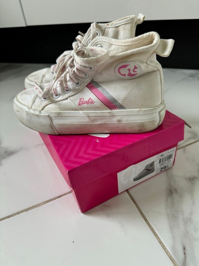 Baskets compensées Barbie pointure 32.