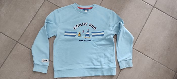 Sweat bleu 10A