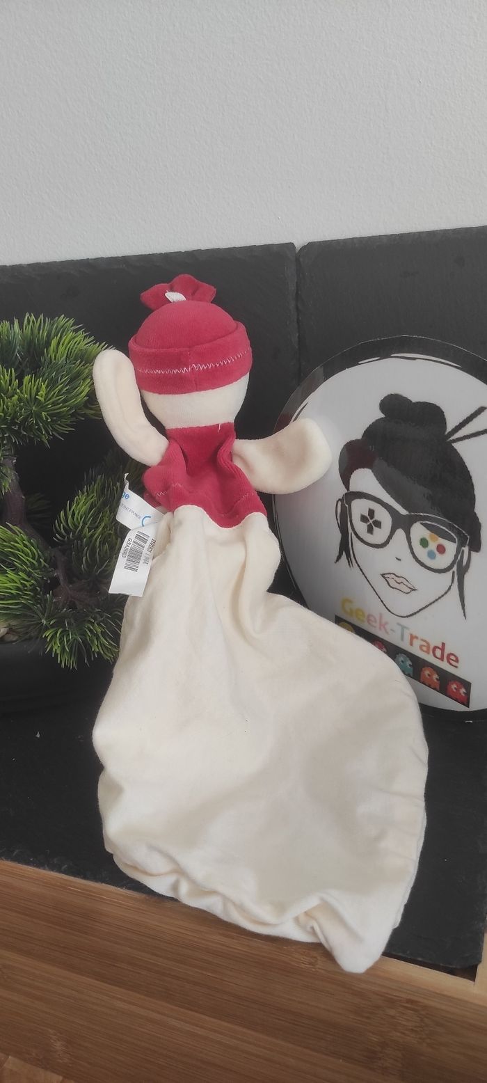 Chat sucre d'orge doudou rouge beige phoque otarie bonnet cajou mouchoir marron - photo numéro 2