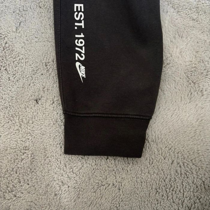 Ensemble Nike Sportswear Club Fleece Gris Fumée Rare Double Logo Taille M - photo numéro 8