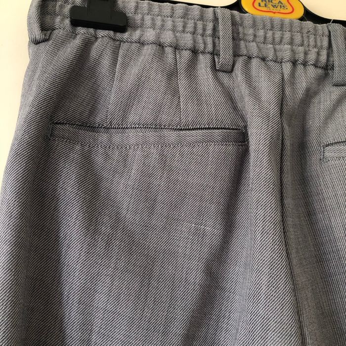 Pantalon gris - photo numéro 4