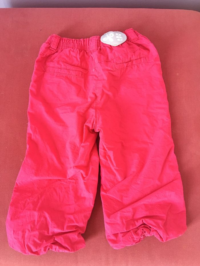 Pantalon 2 ans comme neuf - photo numéro 2