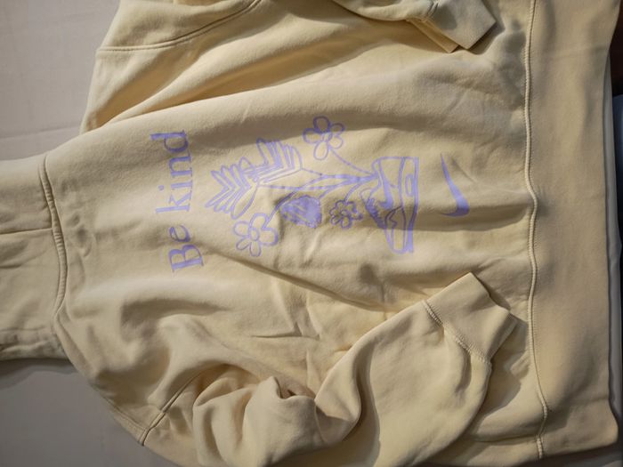 Sweat à capuche femme Nike be kind TS - photo numéro 2