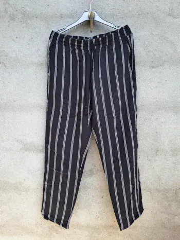 Pantalon fluide à rayures