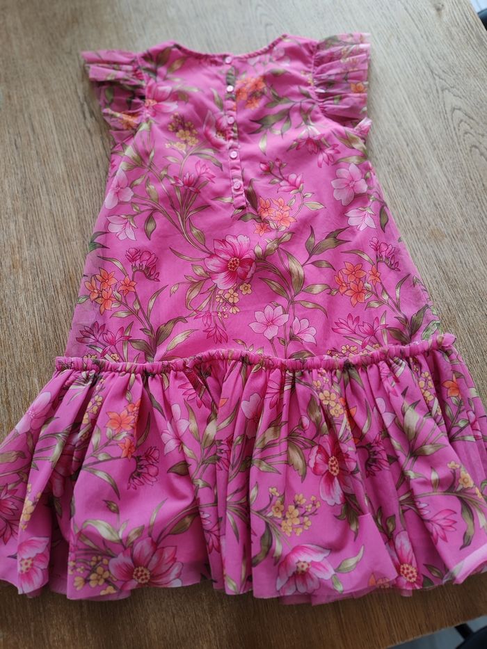 Robe fleurie - photo numéro 2