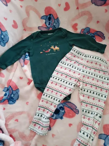 Ensemble bodies+legging taille 12 mois