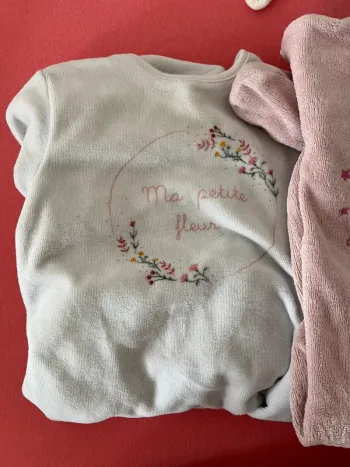 Lot 3 pyjamas chauds