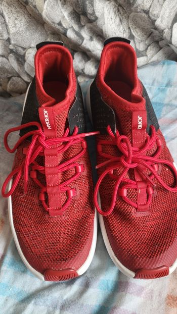 Basket nike air jordan express gym  taille 43