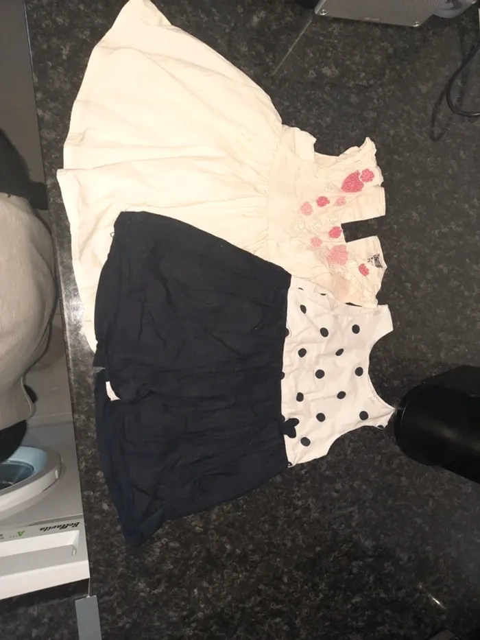 2 robe 9 mois