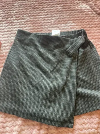 Jupe short neuve
