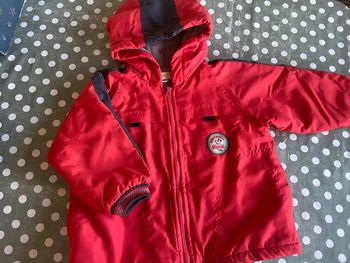 Manteau à capuche 3 ans