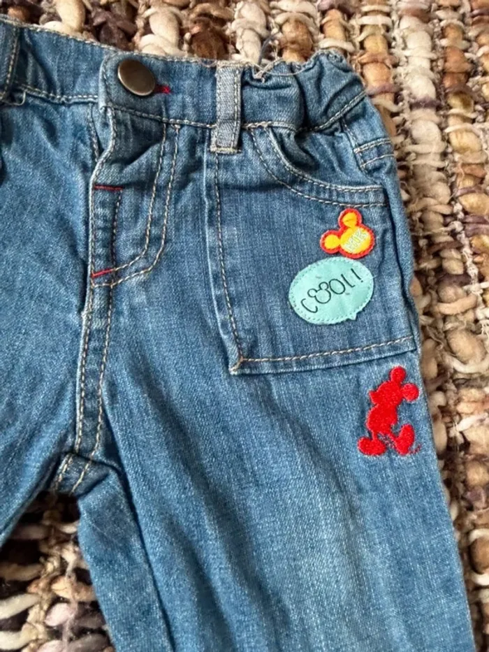 Jeans Mickey 9 mois - photo numéro 2