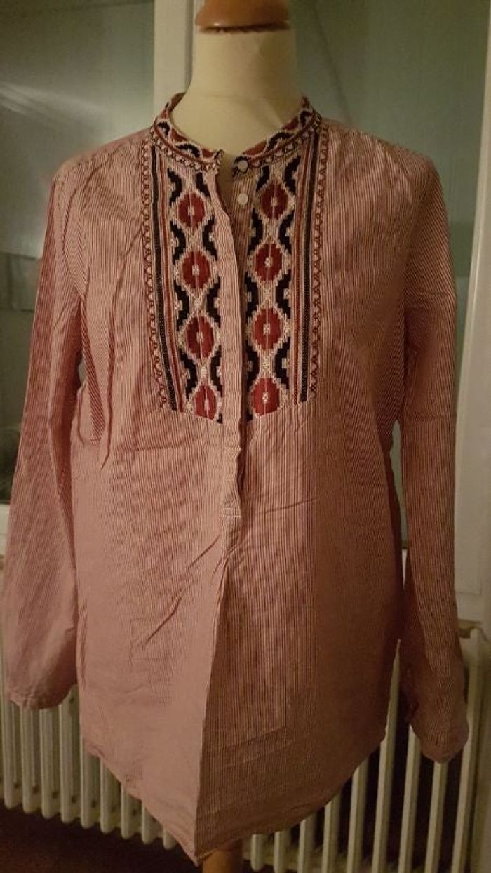chemise ML rayée blanche et rouge cyrillus T40