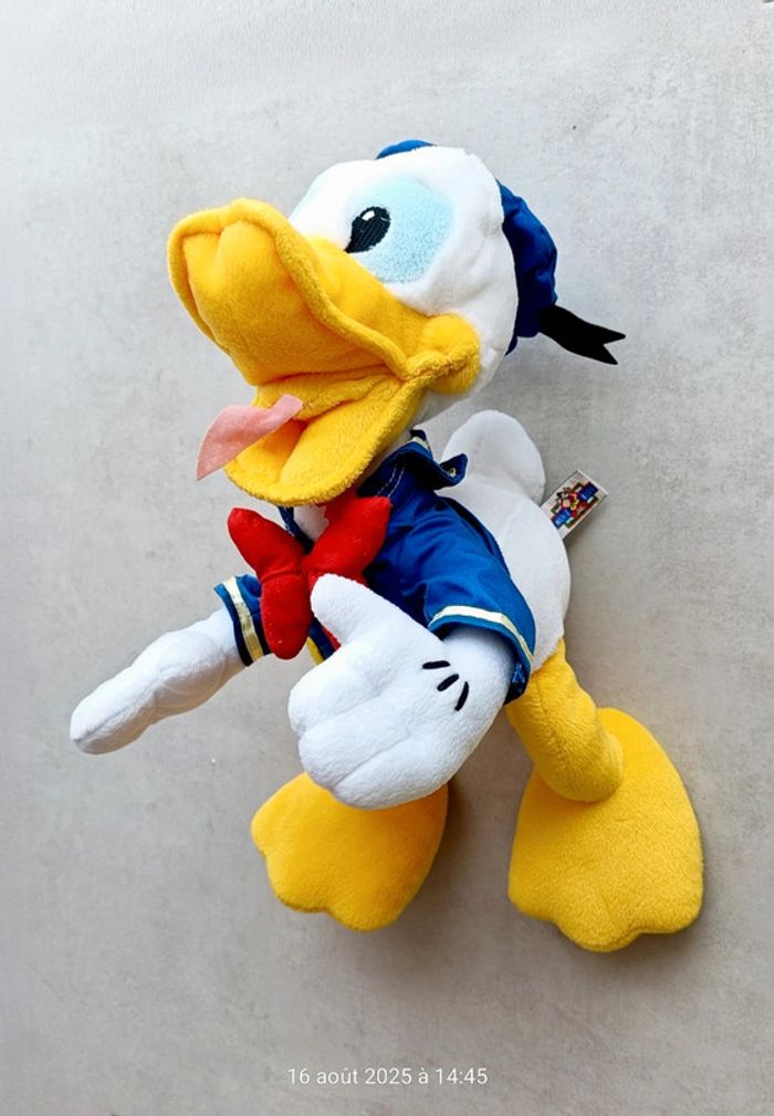 Peluche Donald