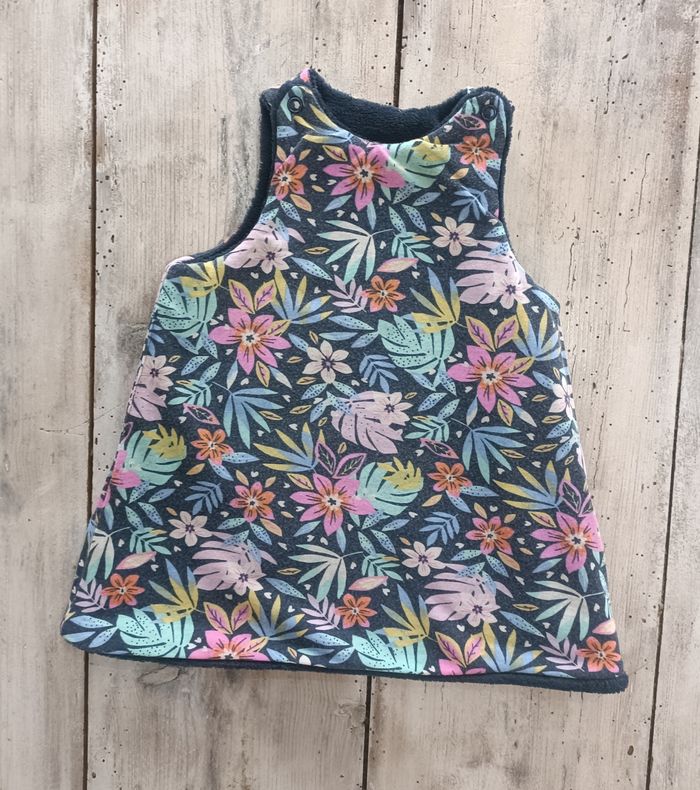 Robe réversible 9 mois - photo numéro 4