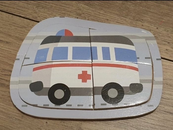 Boîte de 4 petits puzzles en bois - photo numéro 2