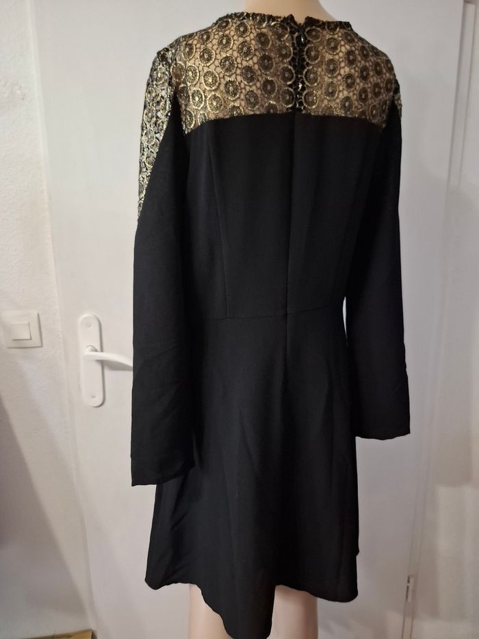 Robe 3 suisse collection taille 38 en tres bon état - photo numéro 2