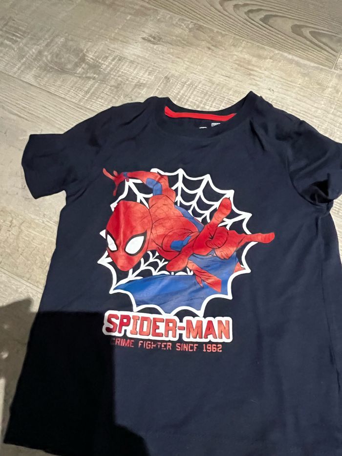 Lot de 2 t-shirt 24 mois - photo numéro 2